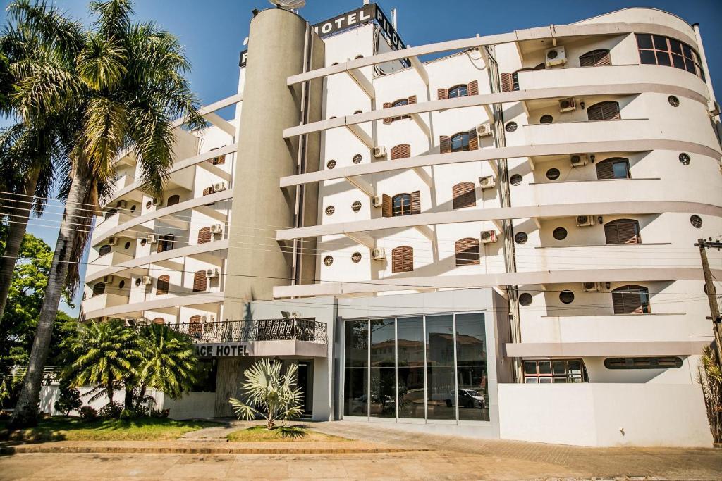Piloes Palace Hotel Mineiros Esterno foto